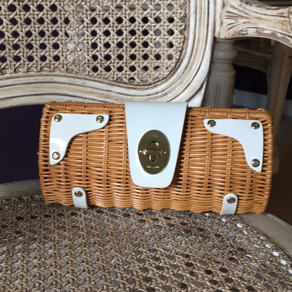 kate spade Handbags - Kate Spade clutch